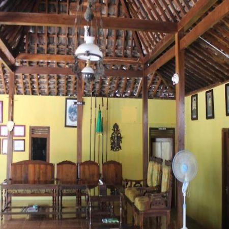 Nara Homestay Syariah Mangunan Eksteriør billede