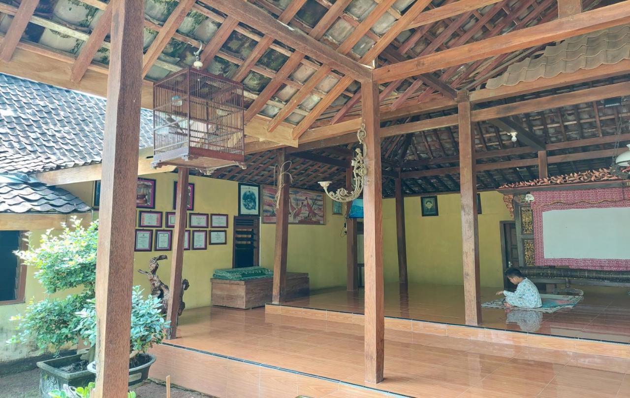 Nara Homestay Syariah Mangunan Eksteriør billede