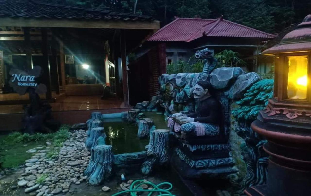 Nara Homestay Syariah Mangunan Eksteriør billede